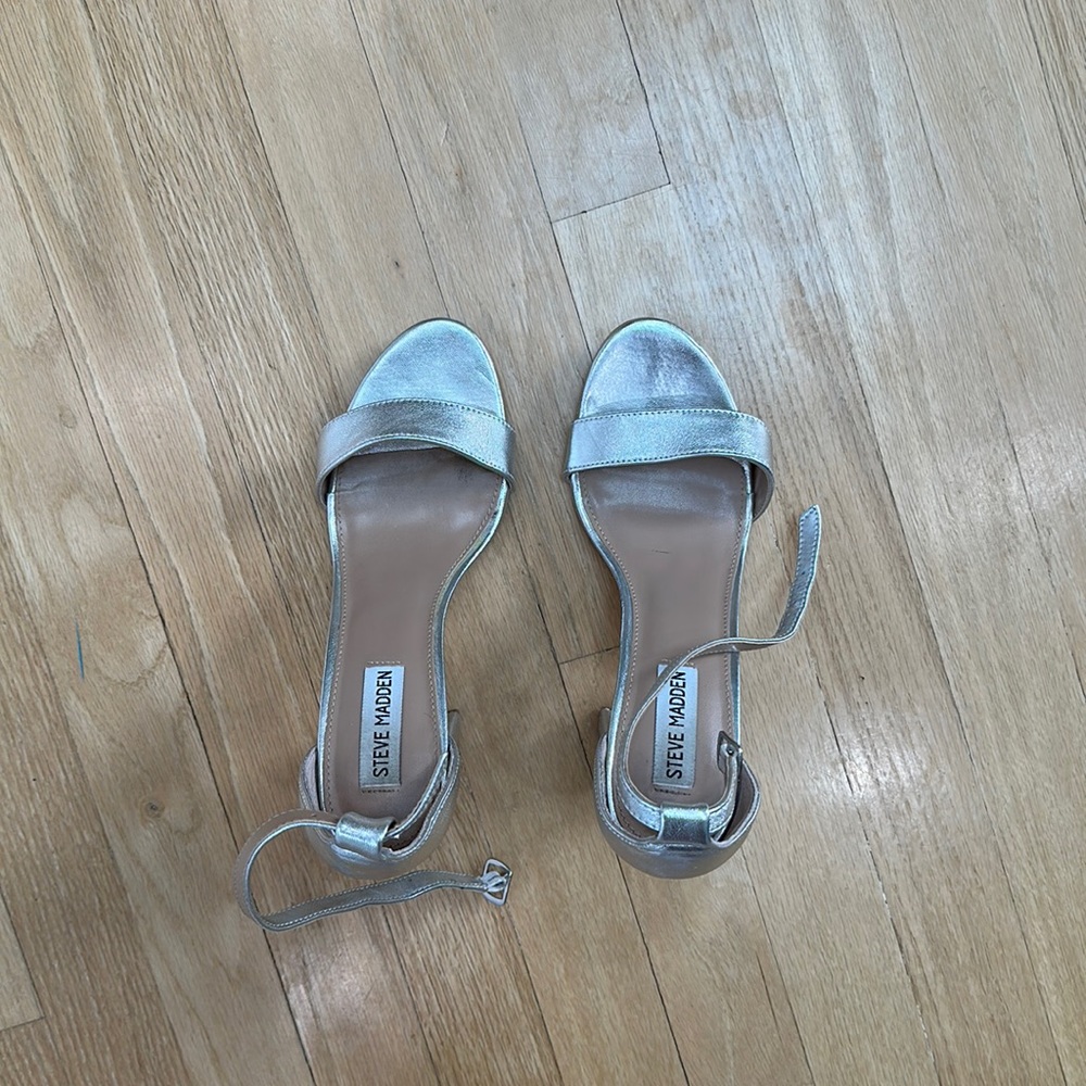 Steve Madden Silver Sandals Size 9 woman (regular width)
